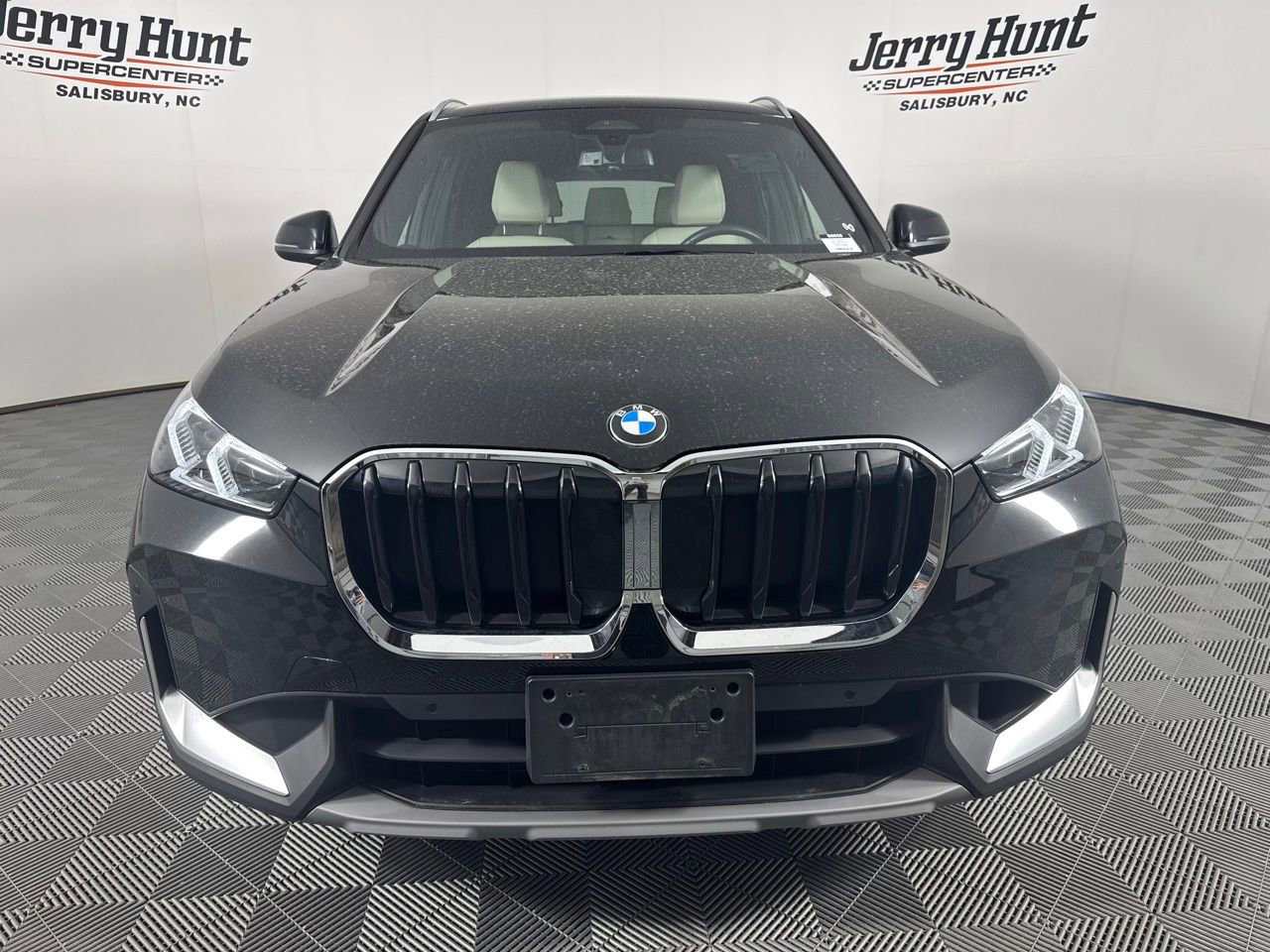 Used 2023 BMW X1 xDrive28i w/ Convenience Package AWD/4WD image 5