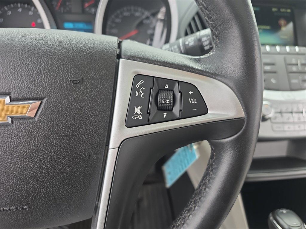 Used 2016 Chevrolet Equinox LTZ w/ Enhanced Convenience Package image 18