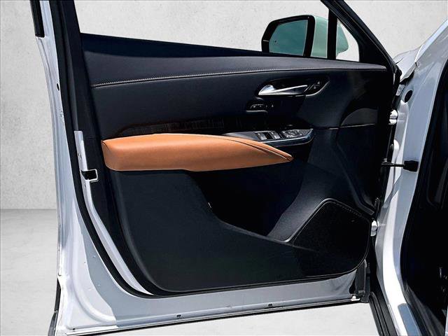 Used 2022 Cadillac XT4 Premium Luxury w/ Enhanced Visibility Package AWD/4WD image 18