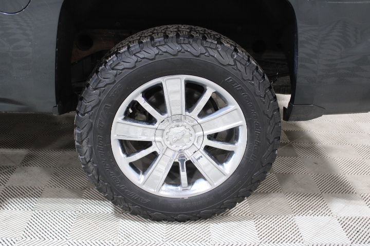 Used 2017 Chevrolet Silverado 1500 High Country image 44