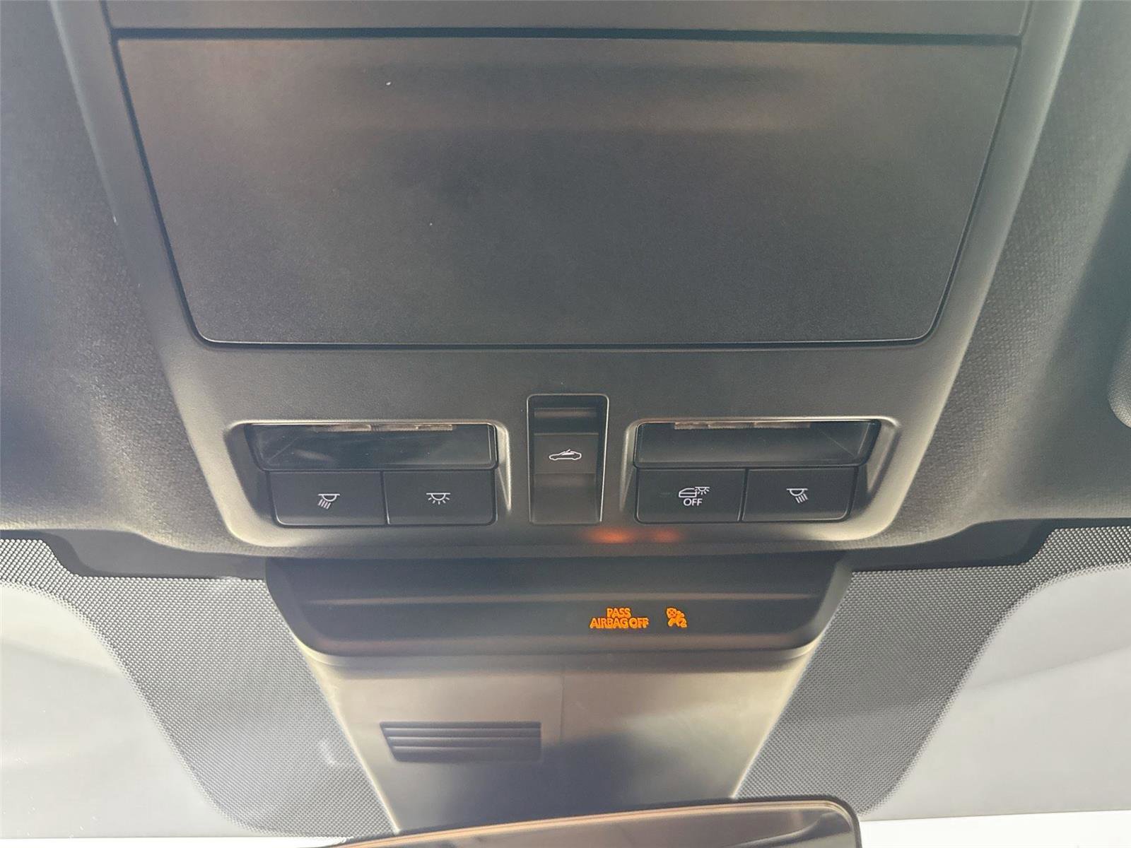 Used 2022 MAZDA MAZDA3 s FWD image 6