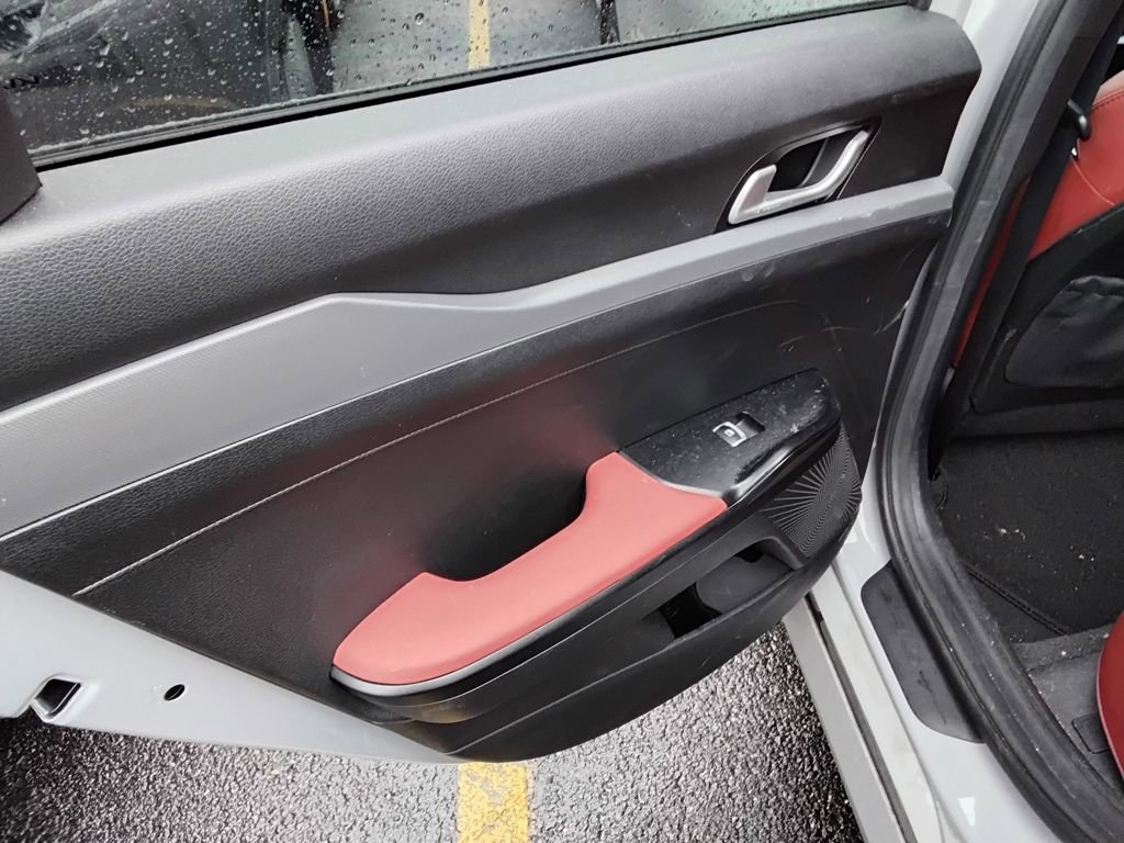 Used 2023 Kia K5 GT-Line image 8