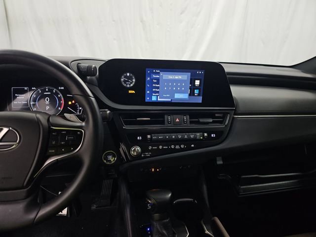Used 2025 Lexus ES 350 350 w/ Premium Package image 7