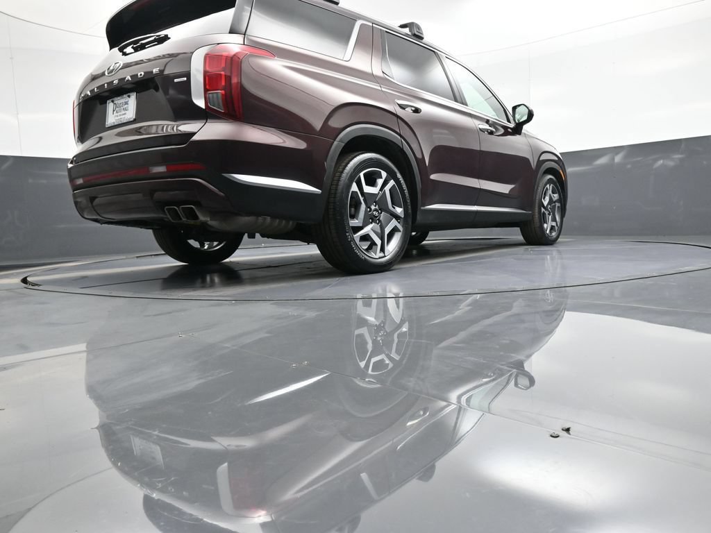 Used 2024 Hyundai Palisade Limited AWD/4WD image 35