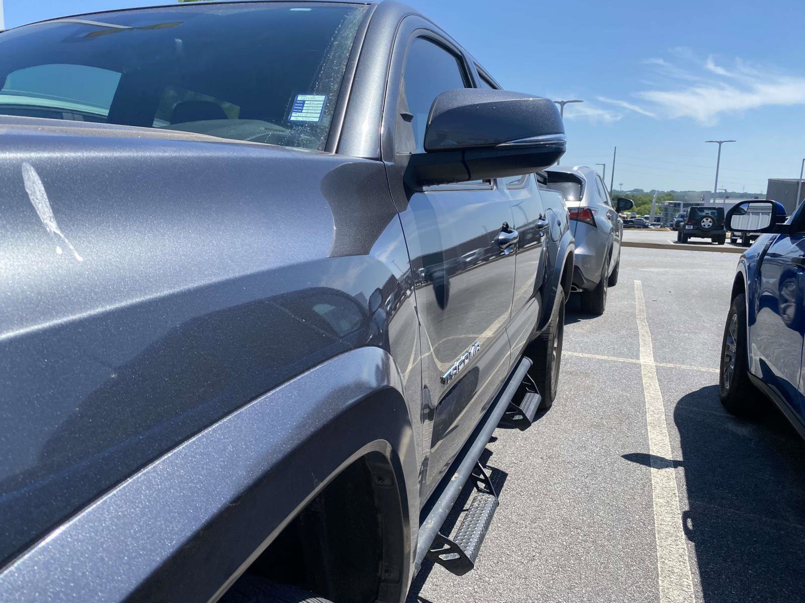 Used 2019 Toyota Tacoma TRD Sport RWD image 4