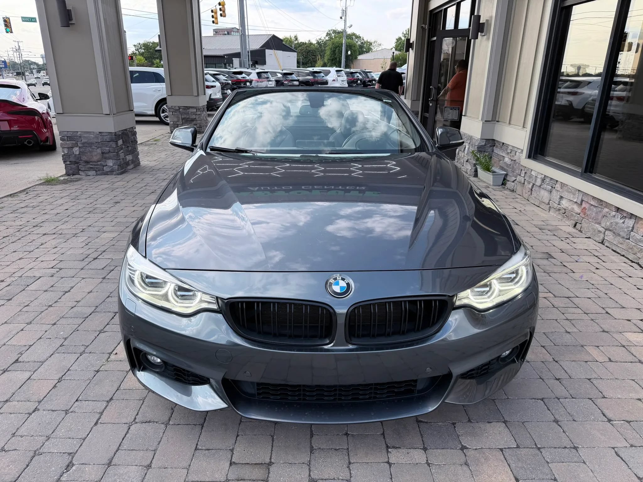 Used 2017 BMW 440i xDrive Convertible AWD/4WD image 9