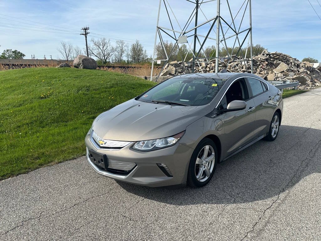 Used 2017 Chevrolet Volt LT w/ Comfort Package FWD image 7