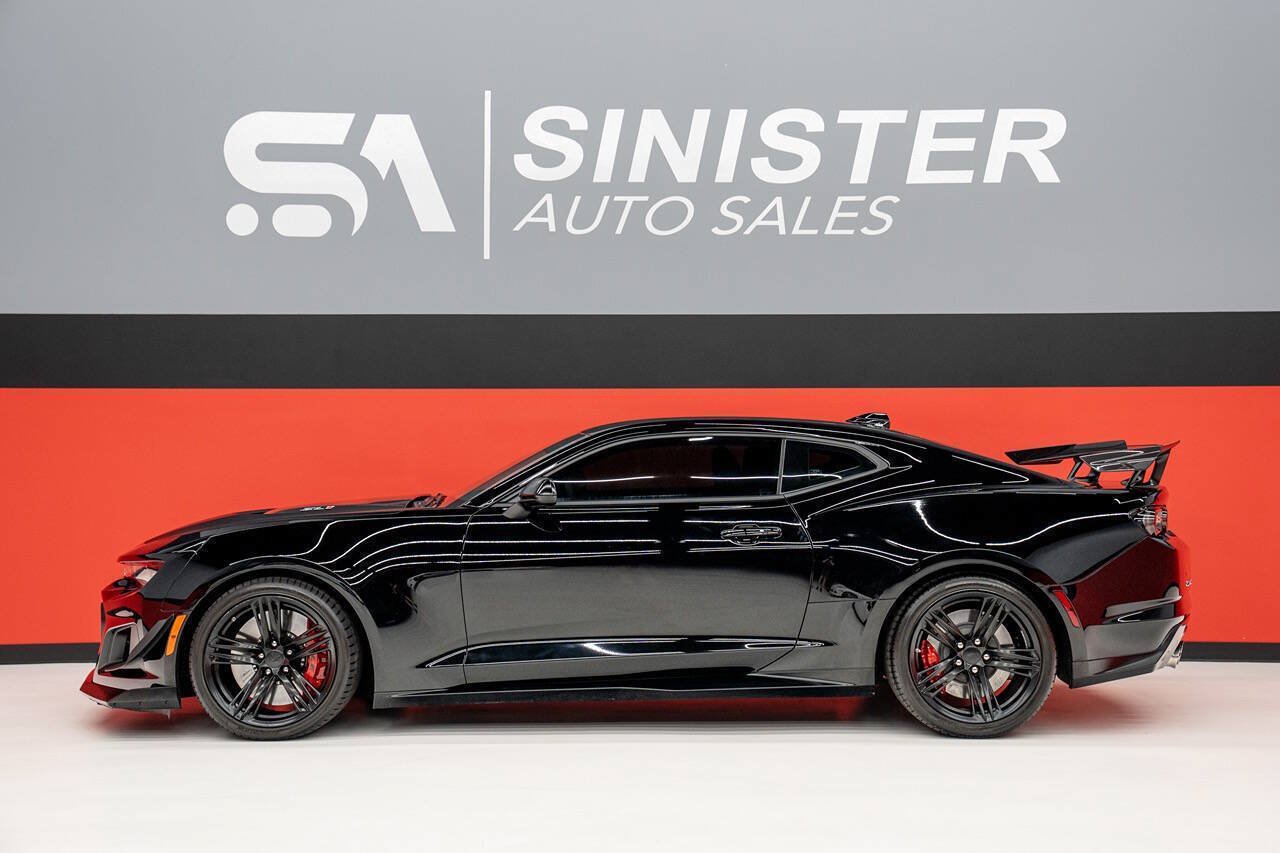 Used 2021 Chevrolet Camaro ZL1 RWD image 20