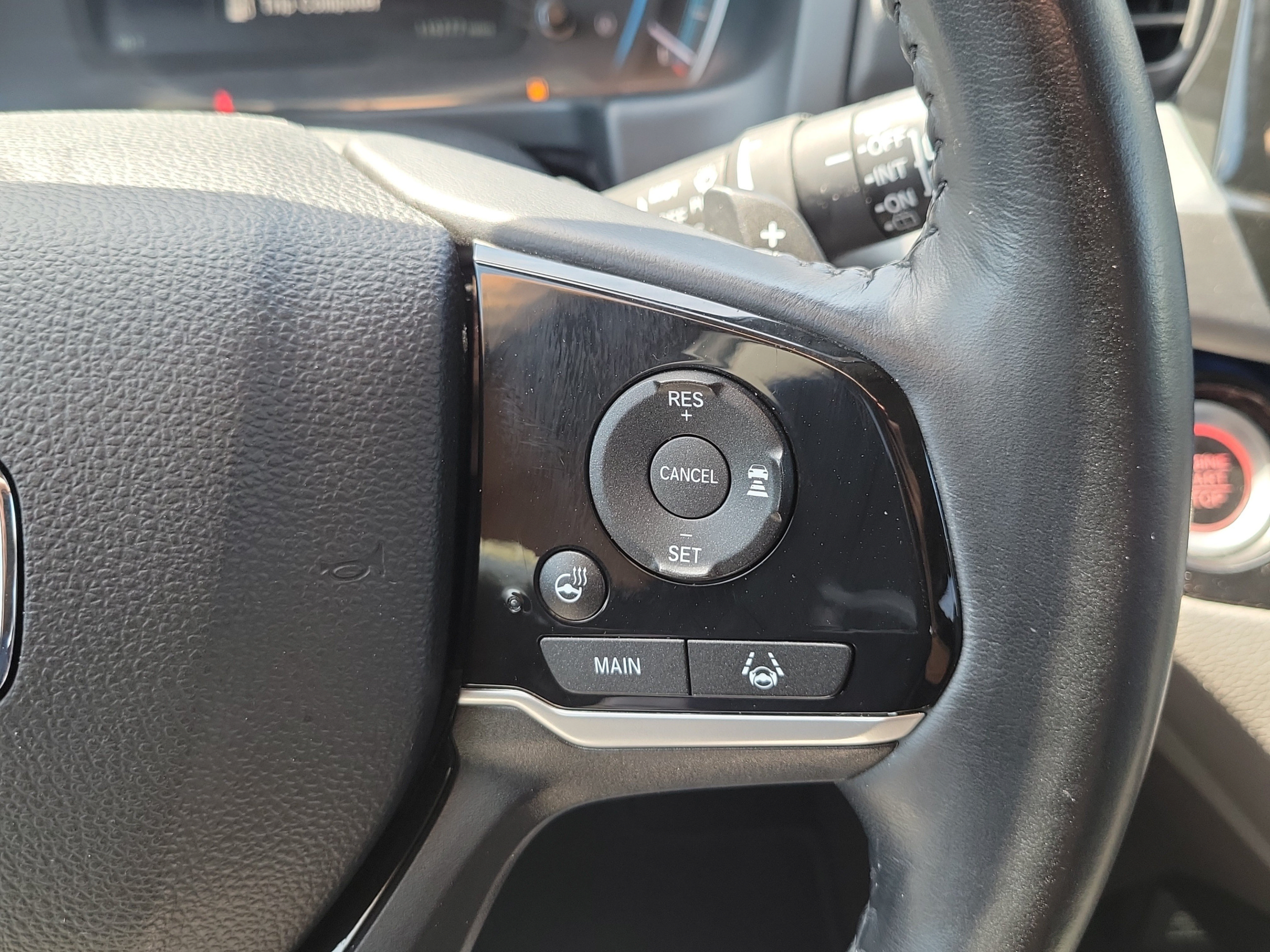 Certified 2018 Honda Odyssey Elite image 31