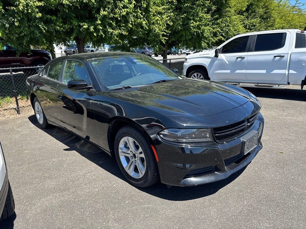Used 2023 Dodge Charger SXT RWD image 6