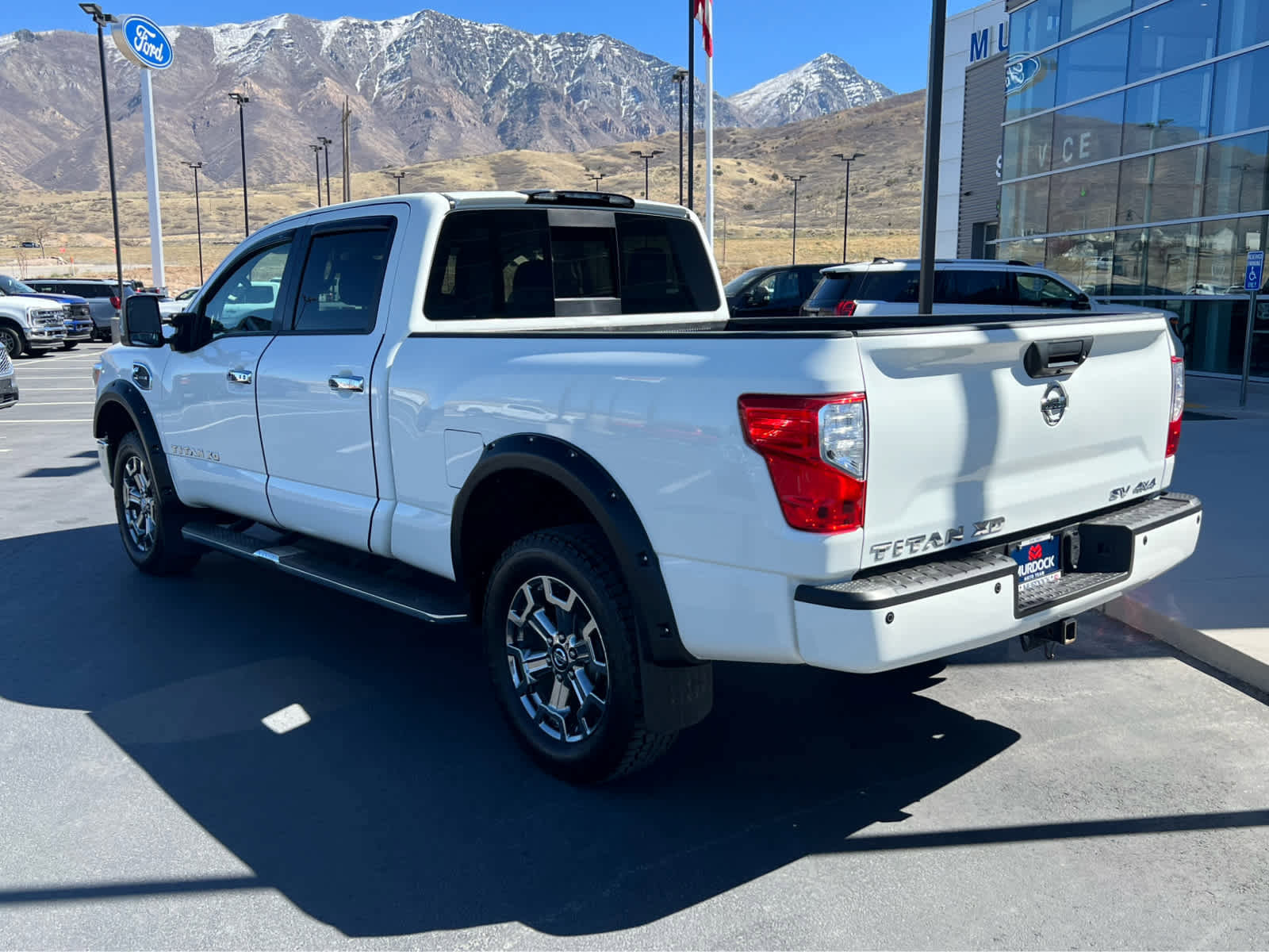 Used 2017 Nissan Titan SV AWD/4WD image 11