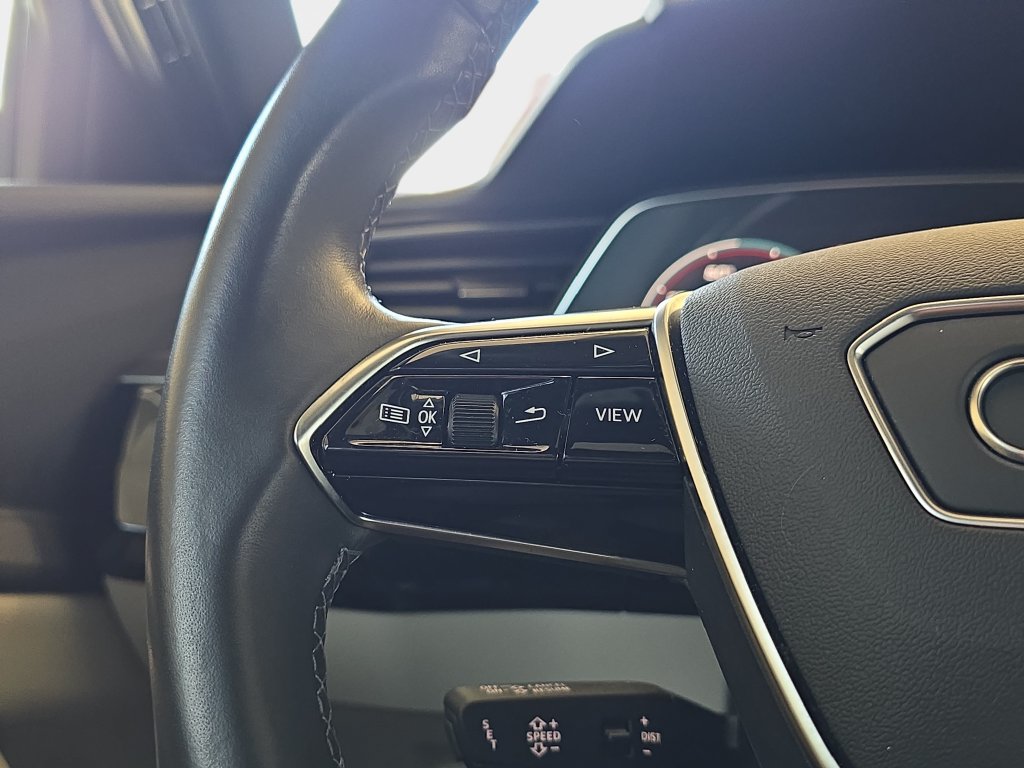 Certified 2024 Audi Q8 e-tron Premium Plus w/ Premium Plus Package AWD/4WD image 20