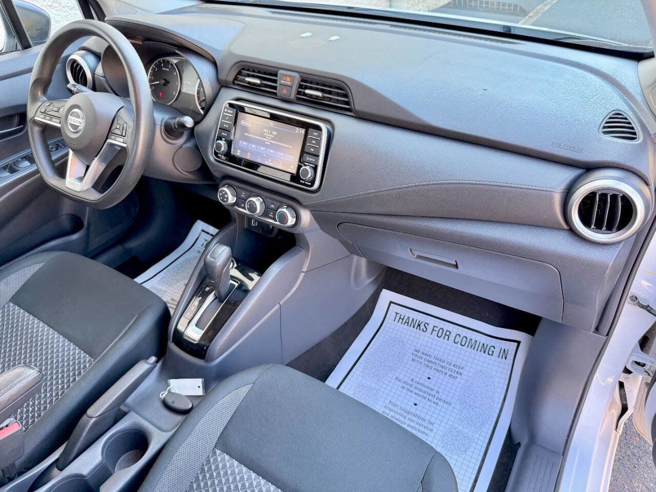 Used 2020 Nissan Versa S image 38