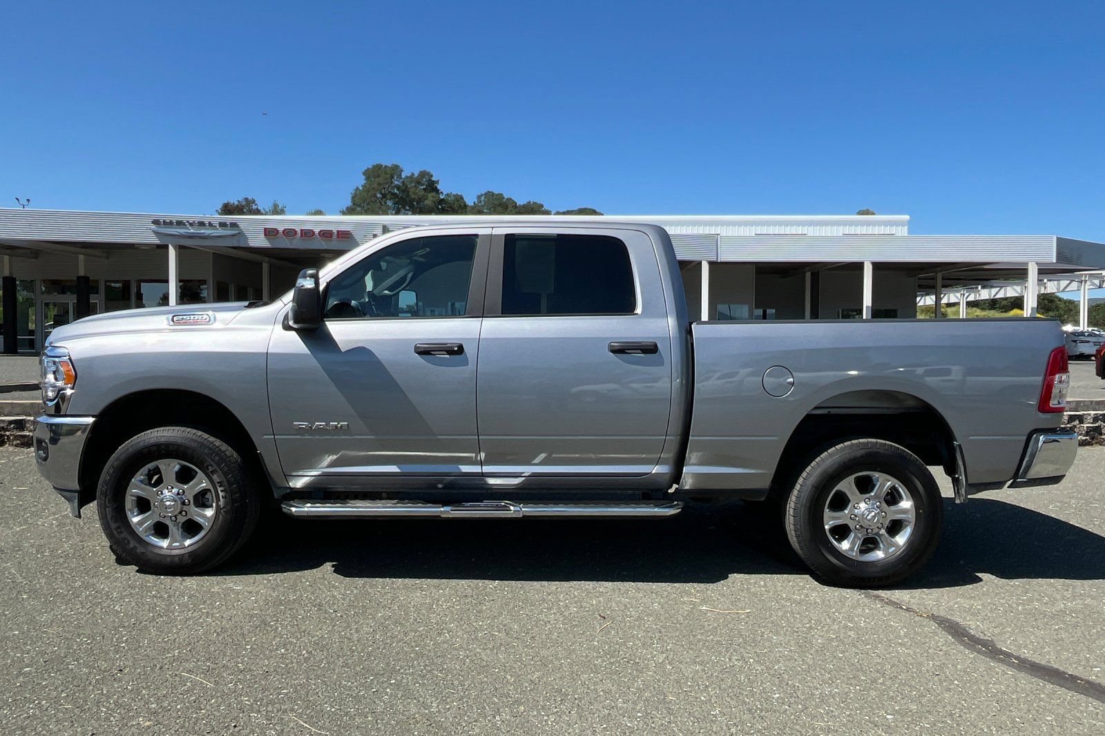 Used 2024 RAM 2500 Big Horn AWD/4WD image 14