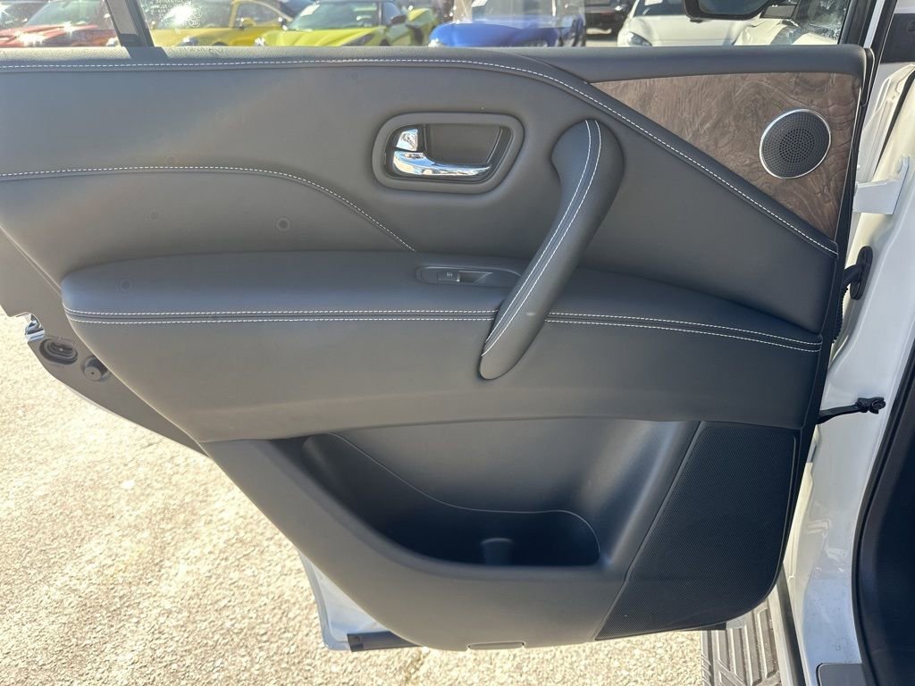 Used 2023 INFINITI QX80 Premium Select w/ Cargo Package image 31