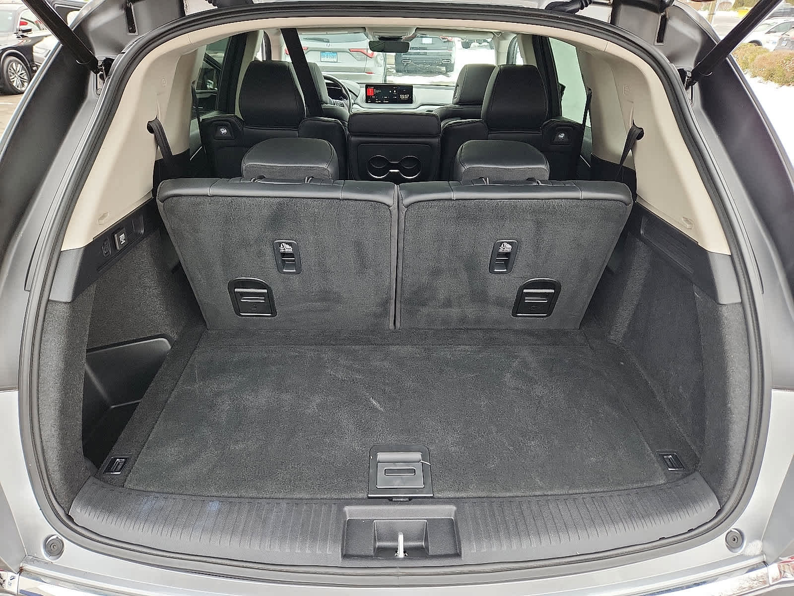 Used 2023 Acura MDX SH-AWD image 29