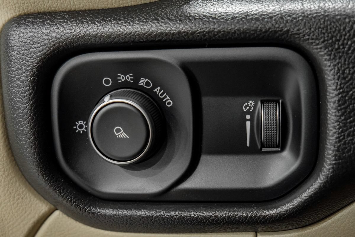 Used 2022 RAM 3500 Big Horn AWD/4WD image 29