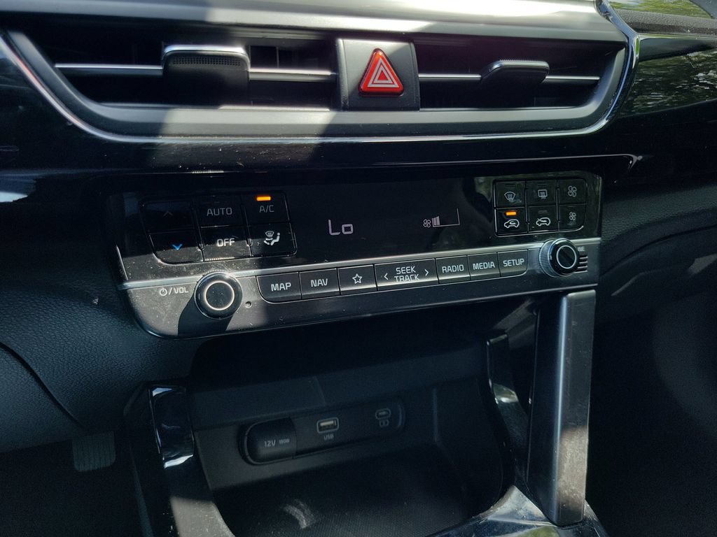Certified 2024 Kia Seltos S FWD image 29
