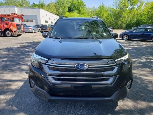 Certified 2025 Subaru Forester Premium w/ Convenience Package #1 AWD/4WD image 9