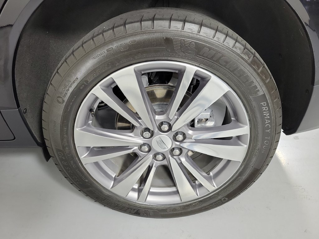 Certified 2024 Cadillac XT5 Premium Luxury w/ Technology Package AWD/4WD image 11