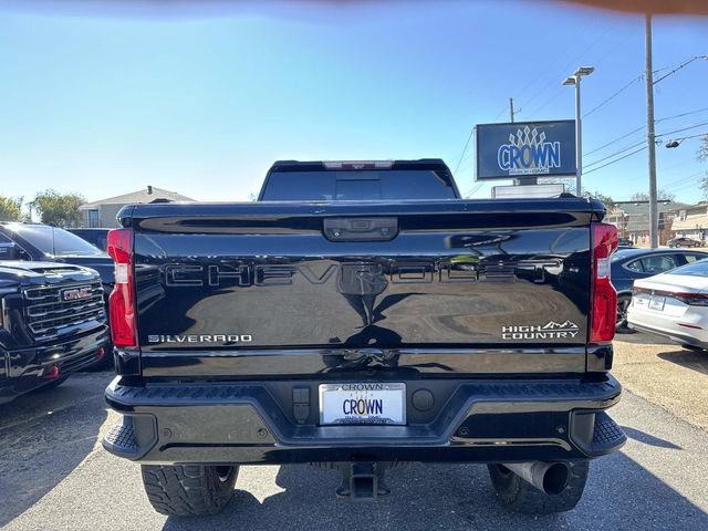 Used 2020 Chevrolet Silverado 2500 High Country w/ Technology Package image 8