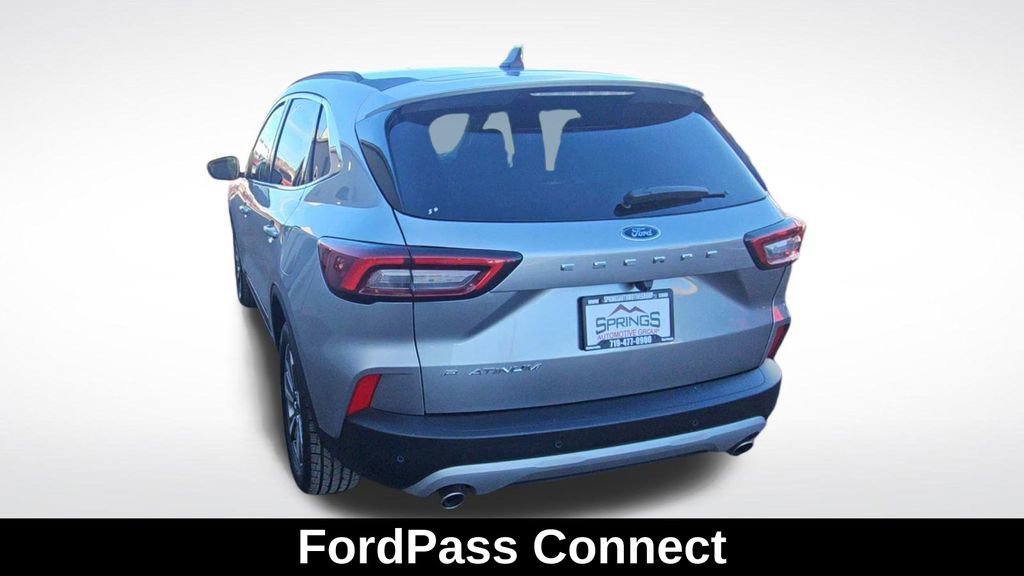 Used 2024 Ford Escape Platinum image 7