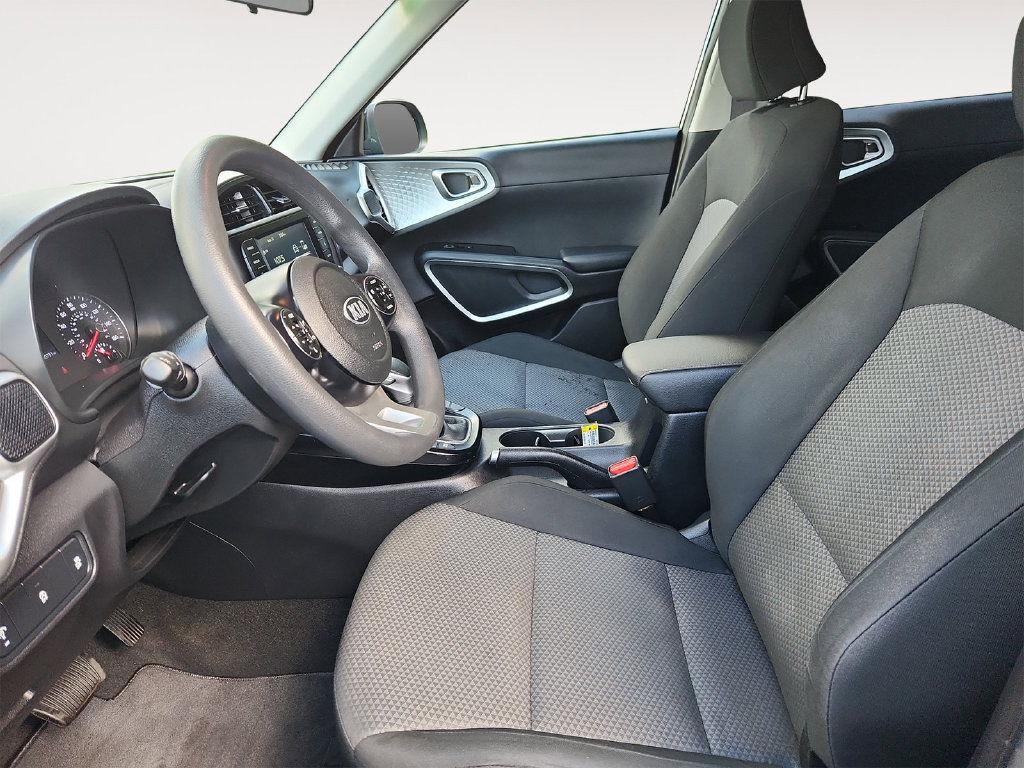 Used 2020 Kia Soul LX FWD image 11