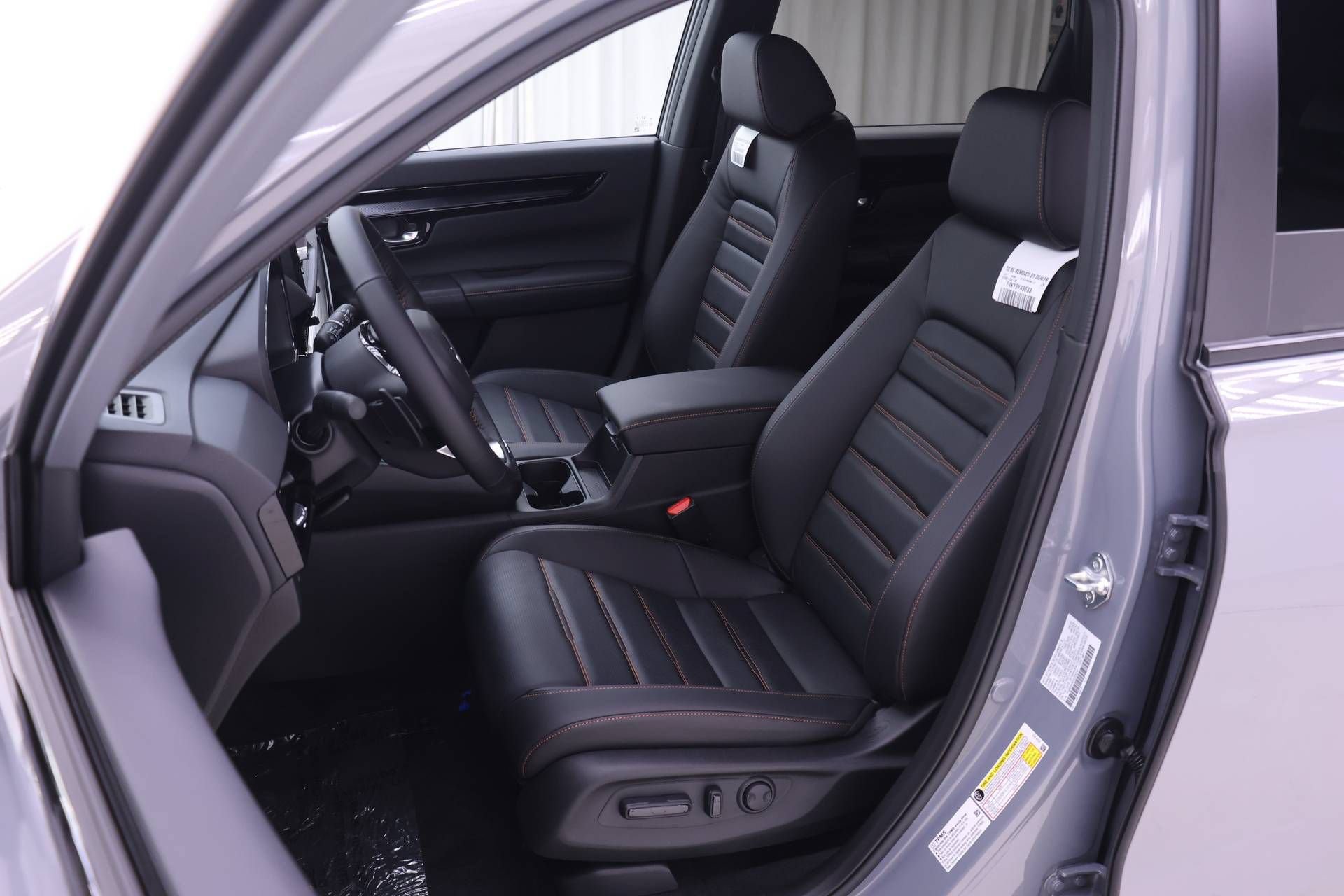 Certified 2024 Volvo S60 B5 Plus FWD image 29