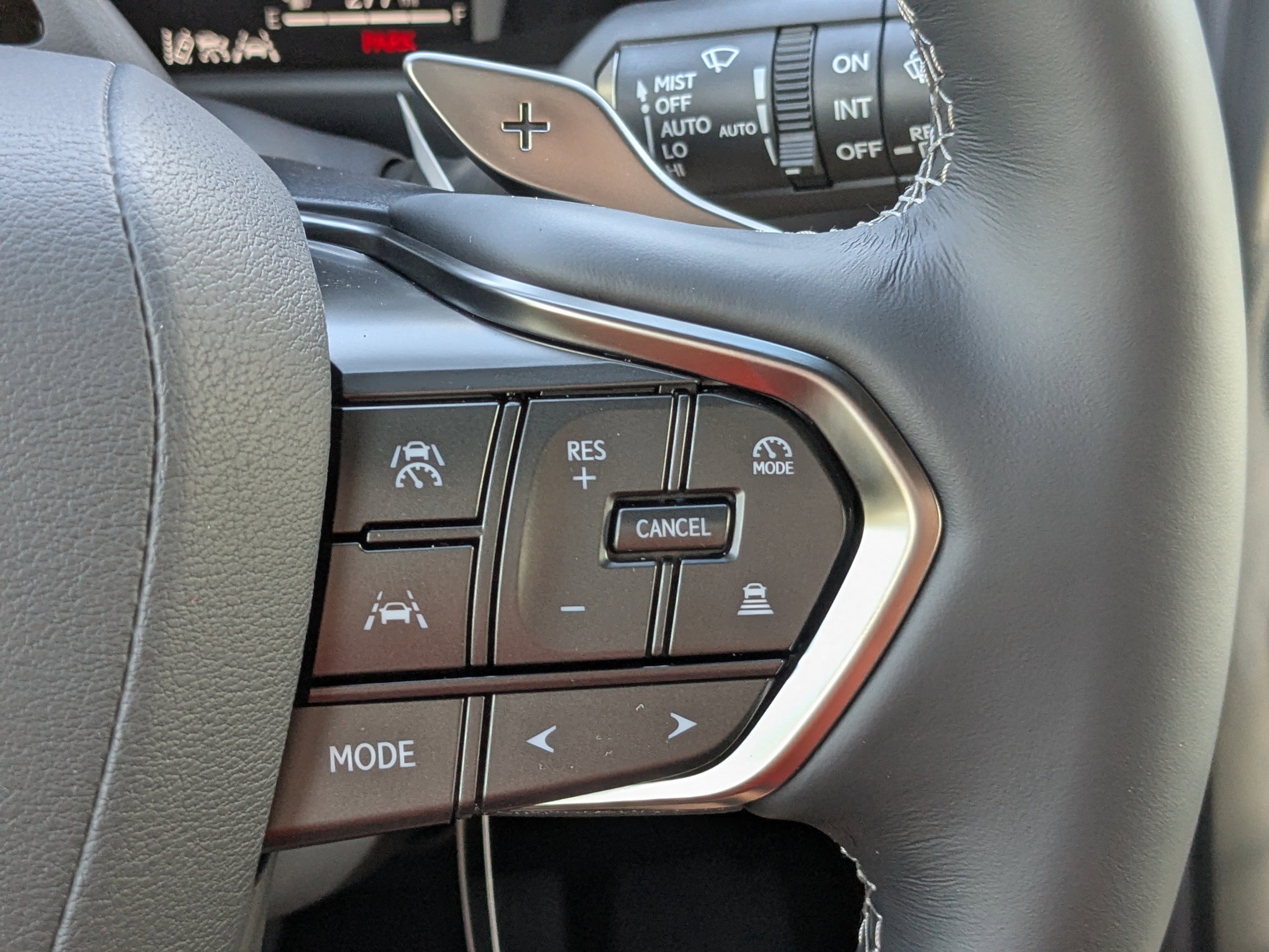 New 2025 Lexus LX 700h Overtrail image 25