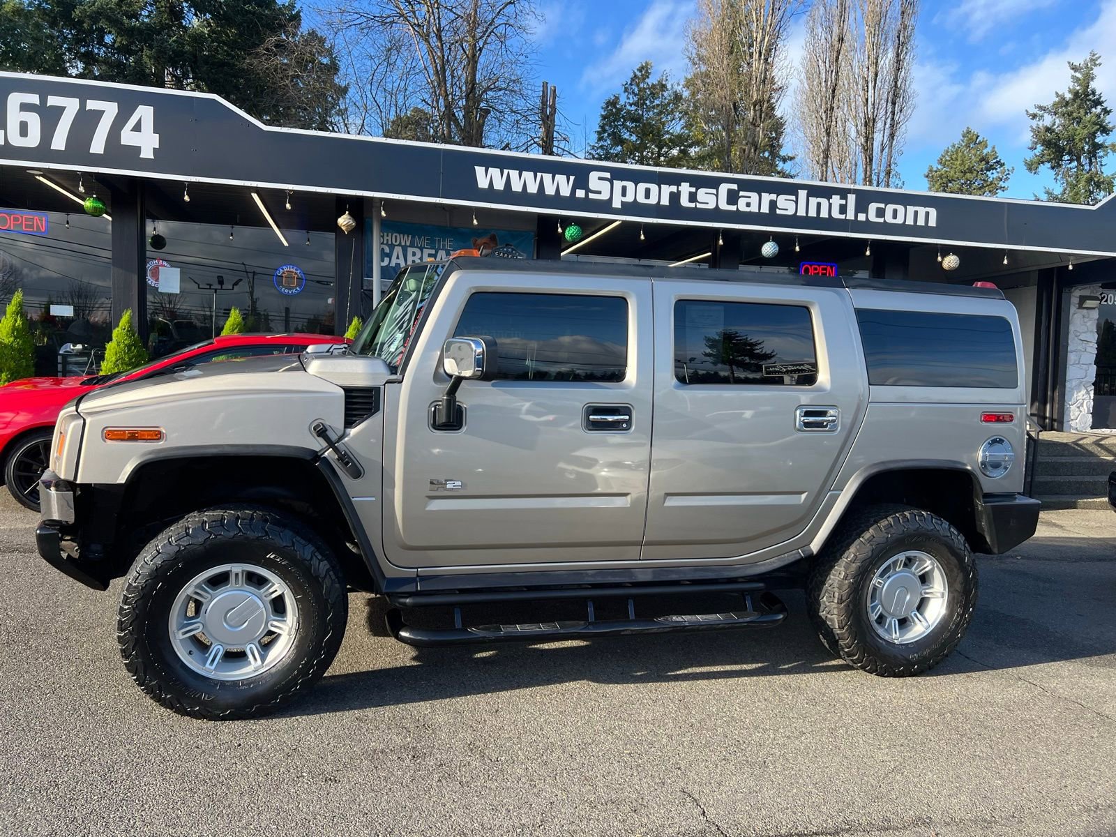 Used 2005 HUMMER H2 w/ Preferred Equipment Group image 2