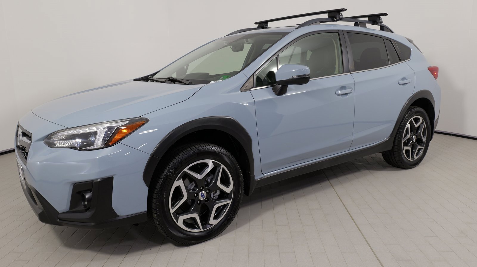 Used 2018 Subaru Crosstrek 2.0i Limited image 3