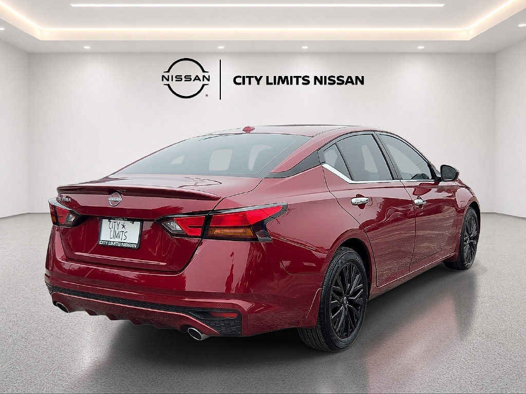 Used 2025 Nissan Altima 2.5 SV w/ SV Special Edition Package FWD image 5
