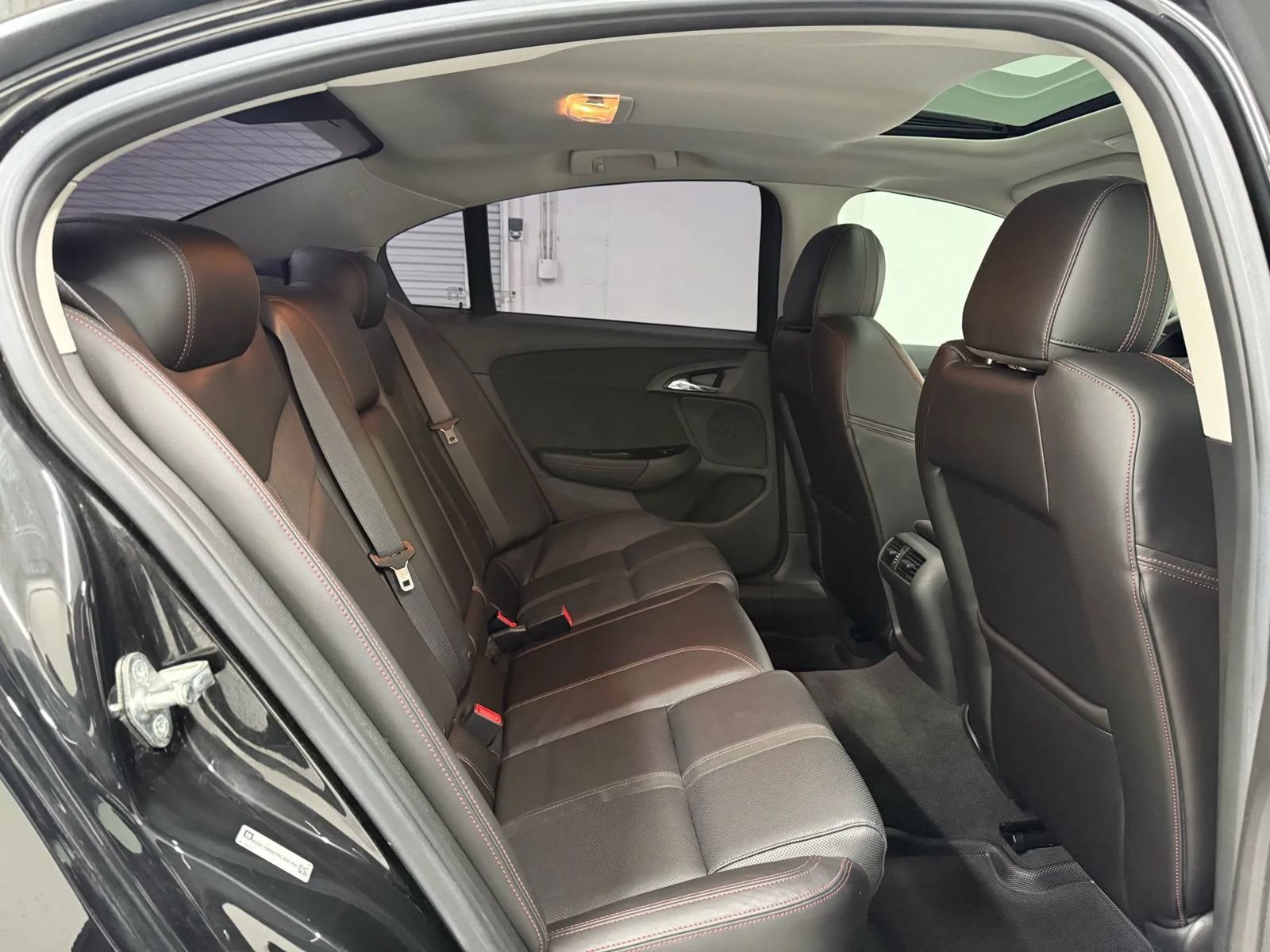 Used 2017 Chevrolet SS RWD image 17