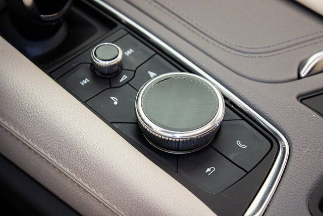 Used 2022 Cadillac XT6 Premium Luxury image 37