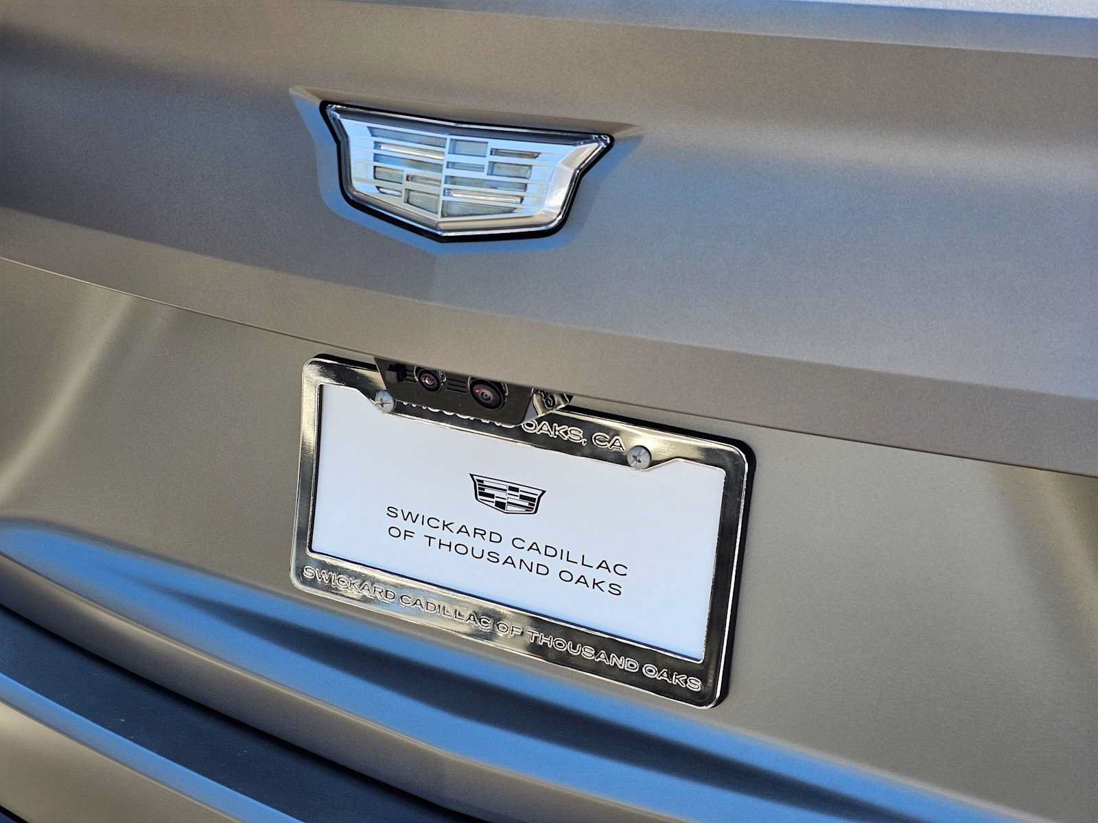 New 2026 Cadillac Escalade IQL Sport 2 w/ LPO, ONYX Package AWD/4WD image 15