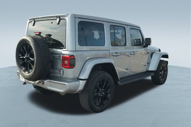 Used 2021 Jeep Wrangler Unlimited Sahara image 9