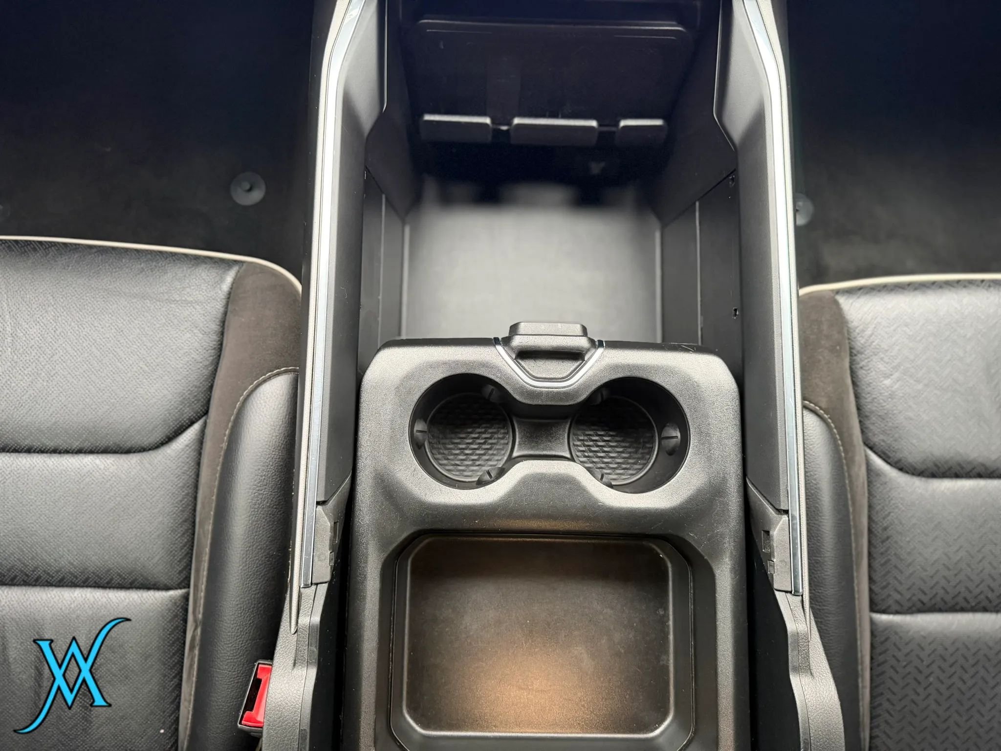 Used 2024 RAM 1500 Laramie AWD/4WD image 29