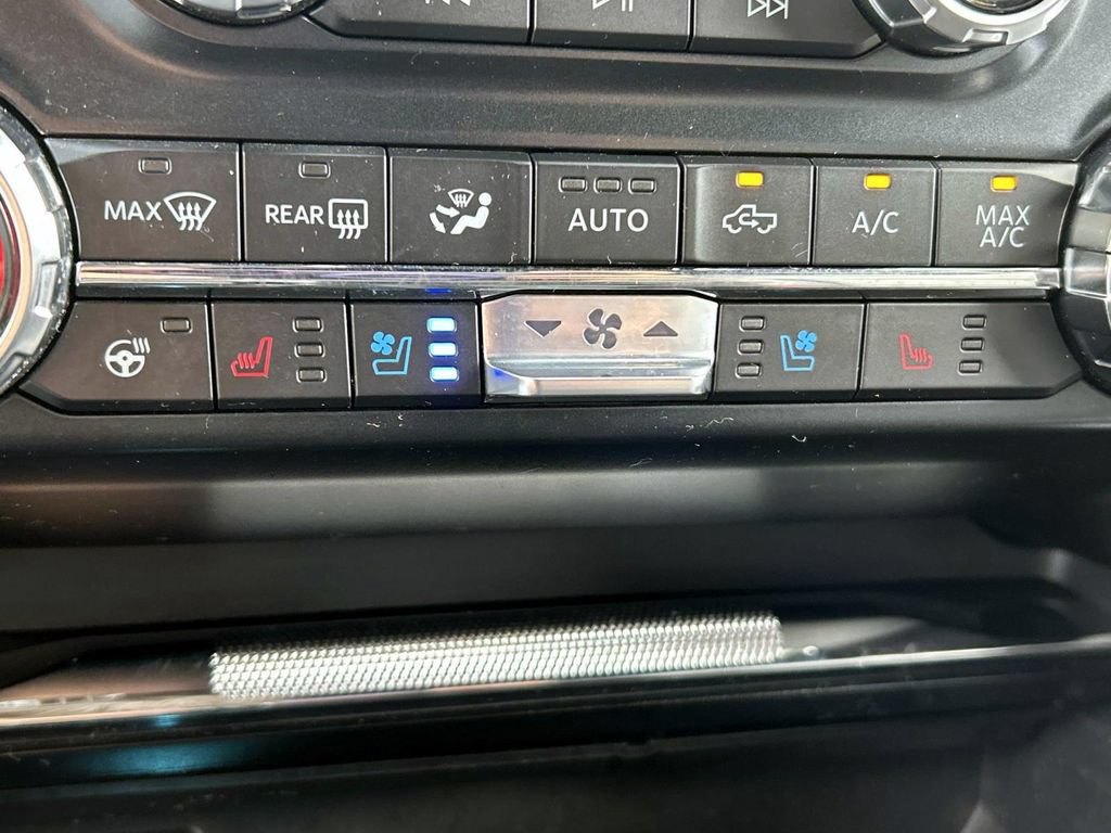 Used 2021 Ford F150 Lariat w/ Equipment Group 502A High AWD/4WD image 34