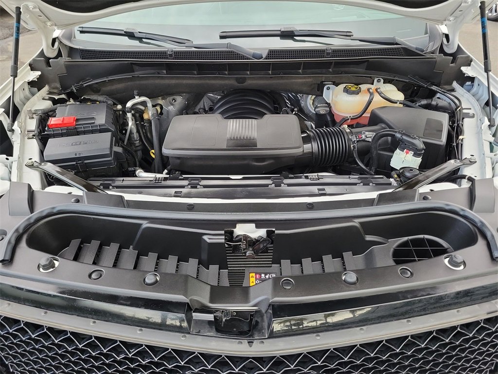 Certified 2023 Cadillac Escalade Sport w/ LPO, ONYX Package image 30