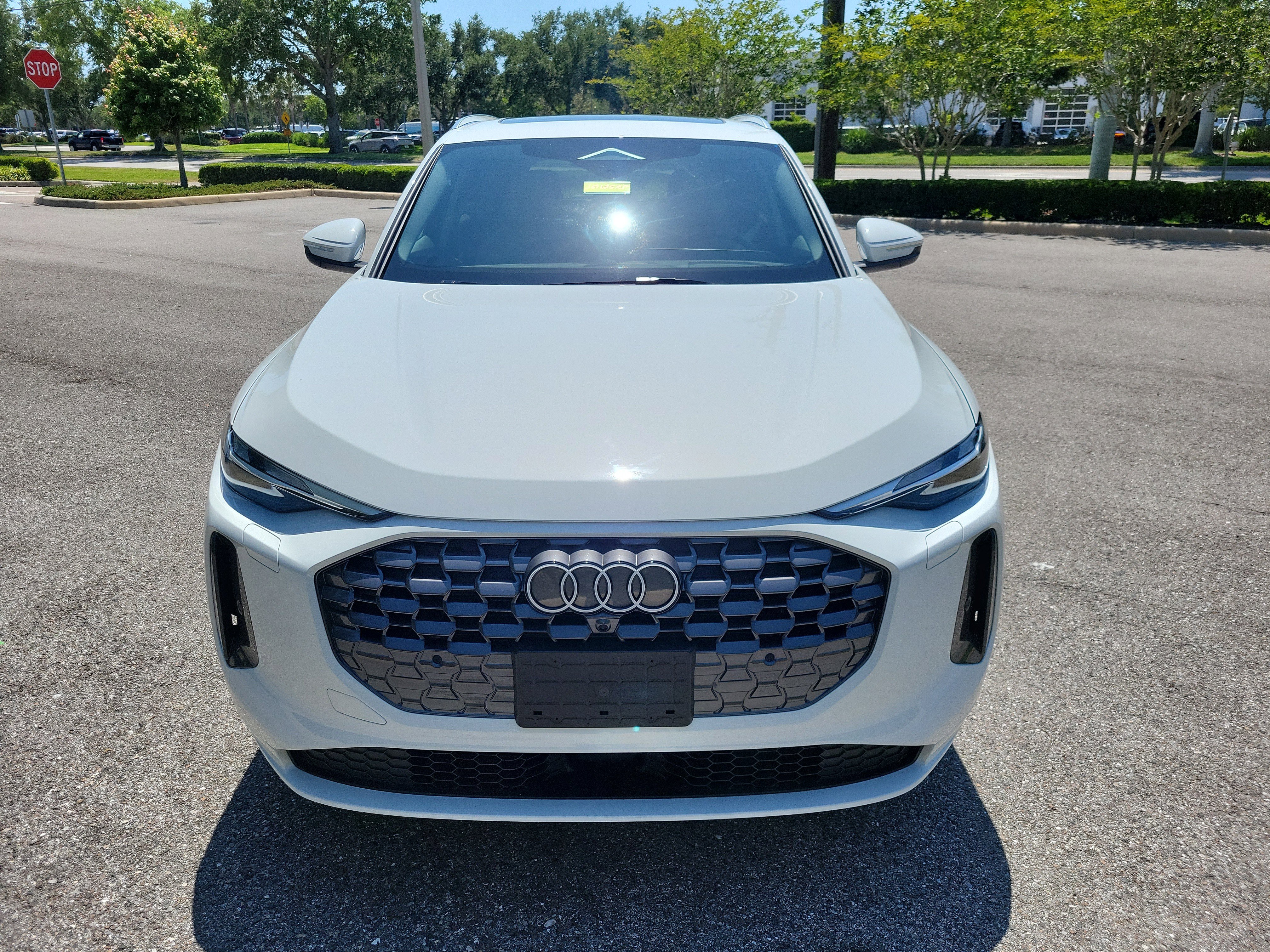 Used 2025 Audi Q5 Premium w/ Convenience Package AWD/4WD image 2