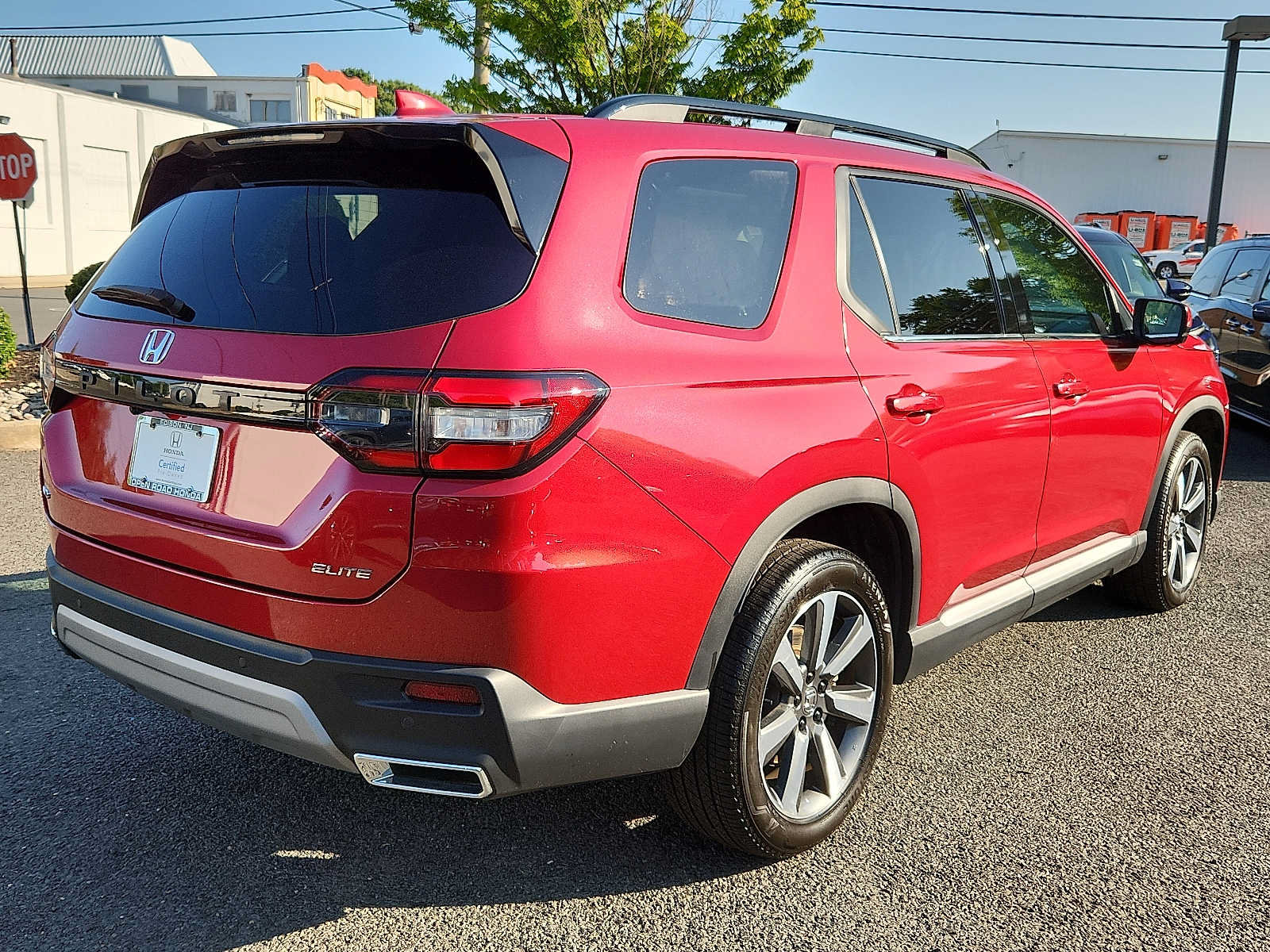 Certified 2025 Honda Pilot Elite image 6