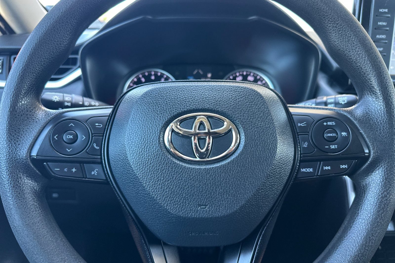Used 2021 Toyota RAV4 XLE AWD/4WD image 29