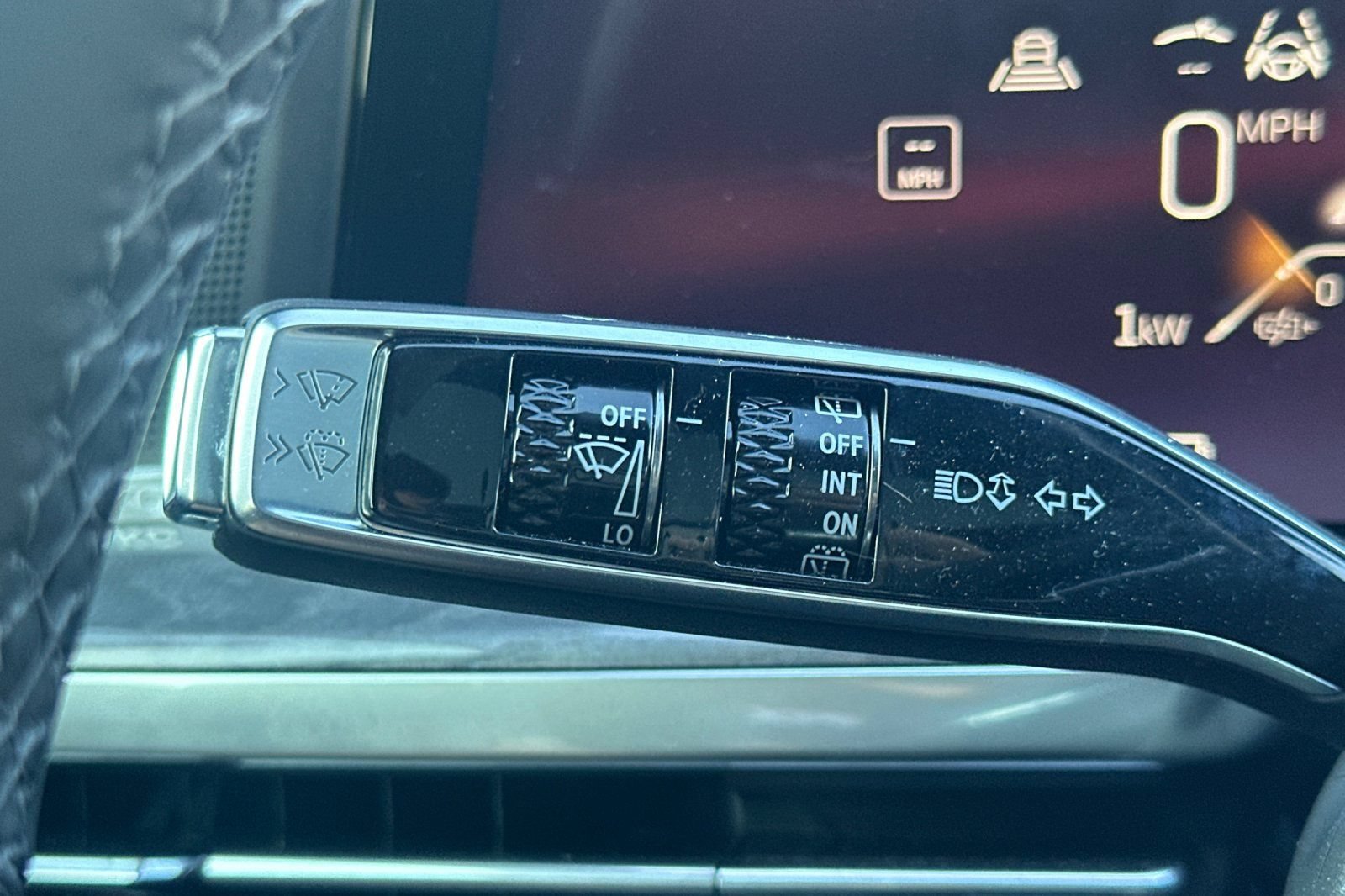 Certified 2026 Cadillac Escalade IQL Luxury AWD/4WD image 36