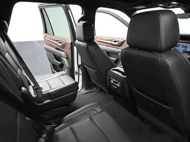 Used 2021 GMC Yukon Denali w/ Denali Premium Package image 22