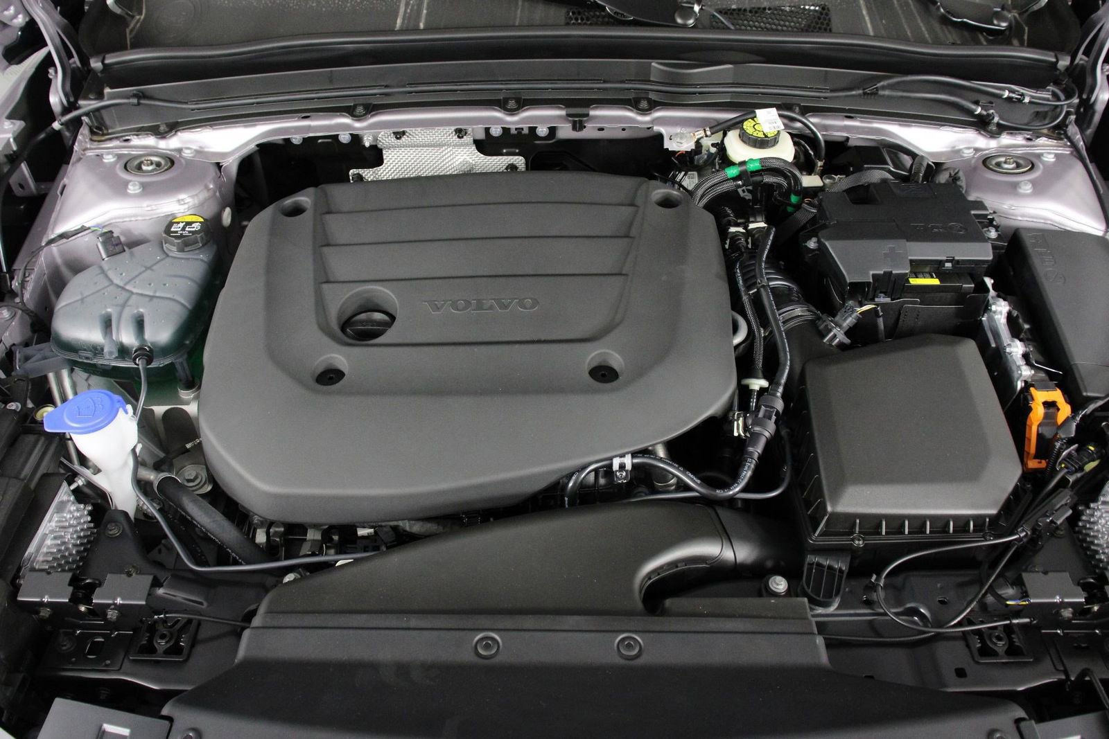 New 2026 Volvo XC40 B4 Plus w/ Climate Package image 12