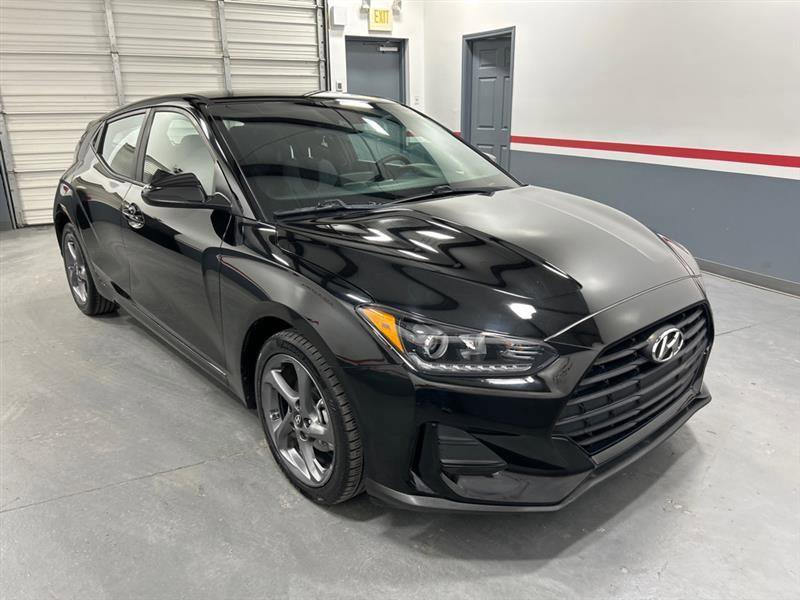 Used 2019 Hyundai Veloster 2.0 image 2