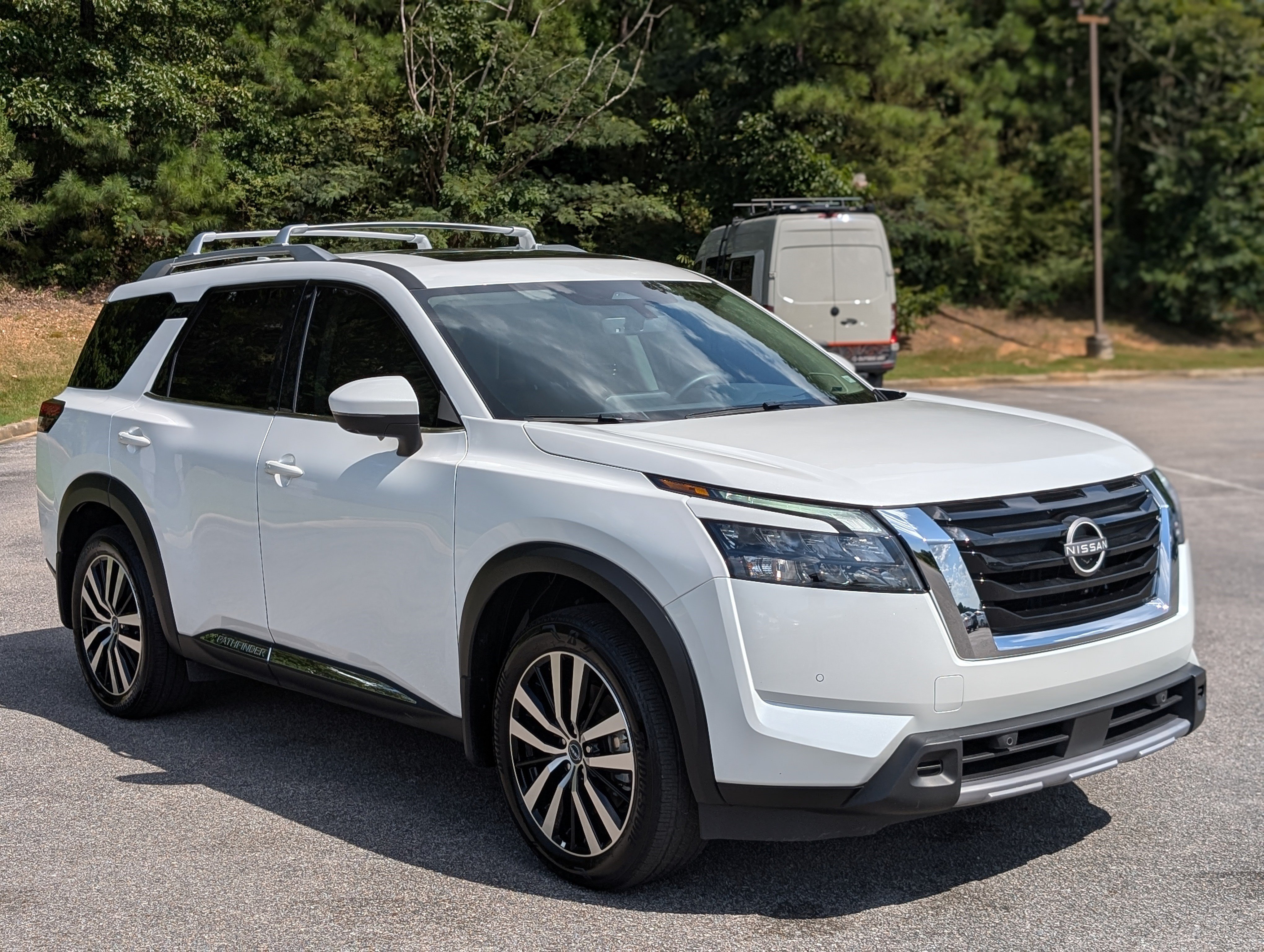 Used 2025 Nissan Pathfinder Platinum w/ Cargo Package FWD image 11