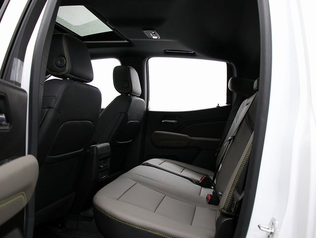 New 2026 Chevrolet Colorado ZR2 w/ Technology Package image 14