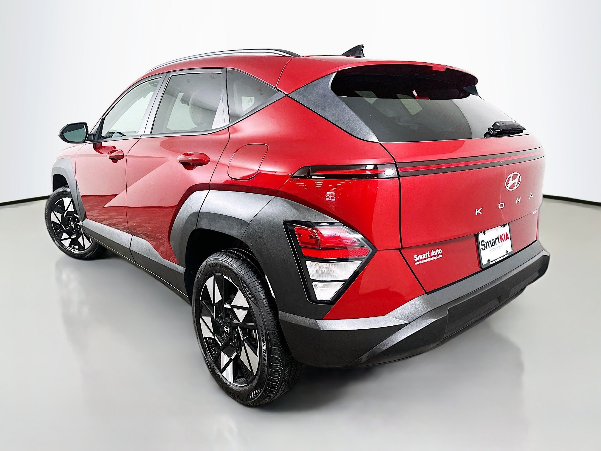 Used 2024 Hyundai Kona SEL w/ Convenience Package AWD/4WD image 5