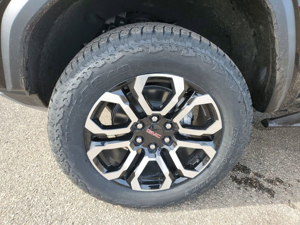 New 2025 GMC Canyon AT4 w/ Nightfall Edition image 35